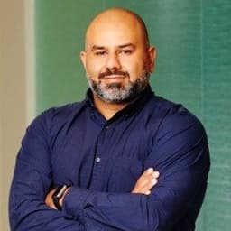 Arman Zand CFO